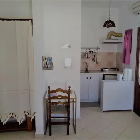 Eva'S Family & Pernera'S Vegan Studios Apartment Skala (Patmos)