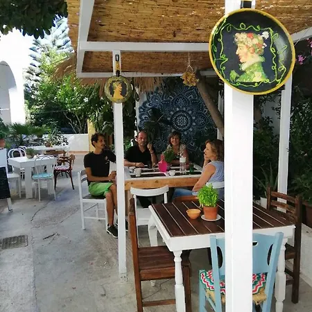 Eva's Family & Pernera's Vegan *