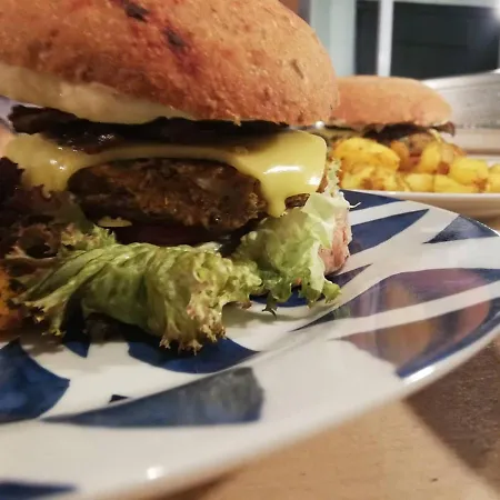 Eva's Family & Pernera's Vegan Апартаменты *